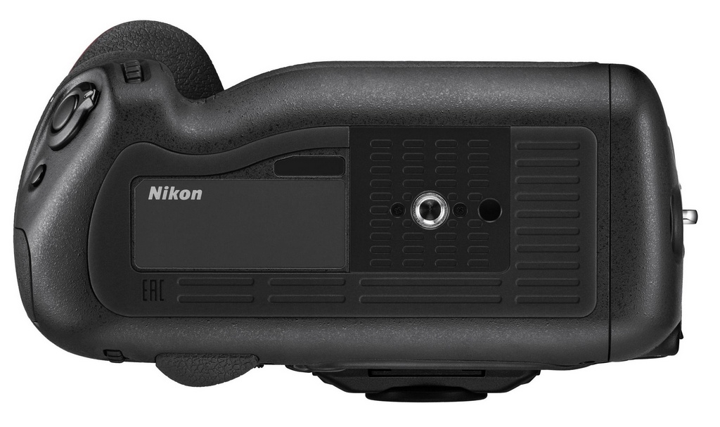 NIKON D6 Digital SLR body